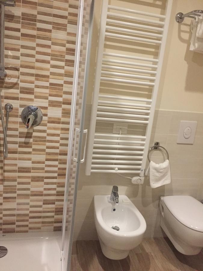 شقة Casa Tunina ديسينسانو ديل غاردا المظهر الخارجي الصورة